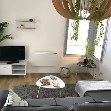 Apartmán Zenith Secret Garden, Calm & Cosy, Parking, Tram
